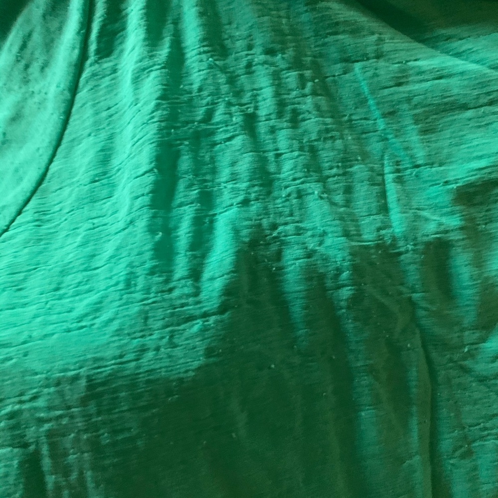 Clothing - Picture 7 of 7